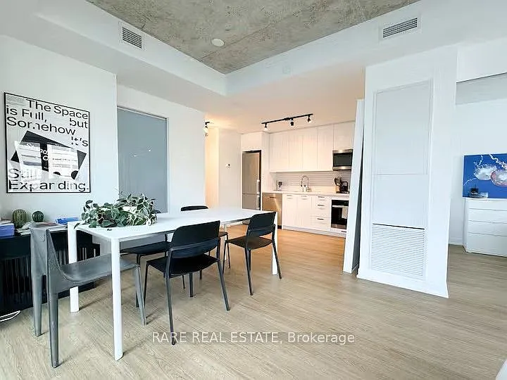 Bread Company Condos — Photo 3