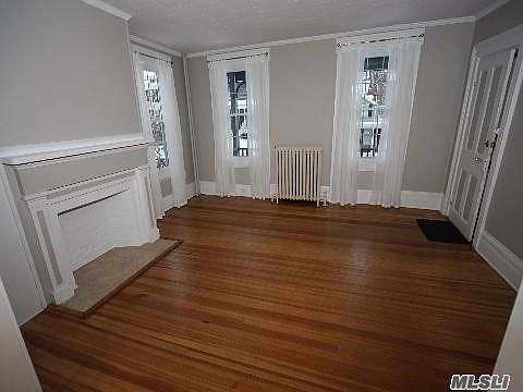 4th image of 203 E Broadway APT C