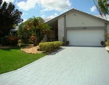 8550 NW 79th St, Tamarac, FL, 33321