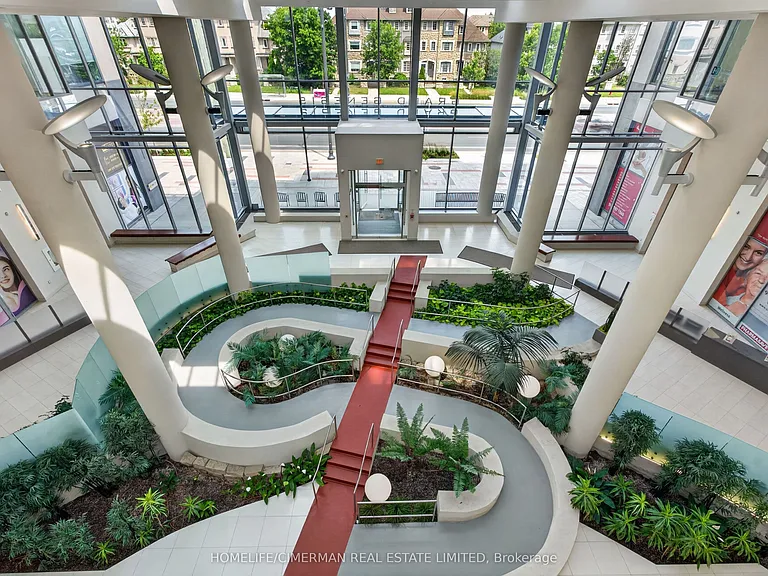9090 Yonge St #1010 — Photo 2