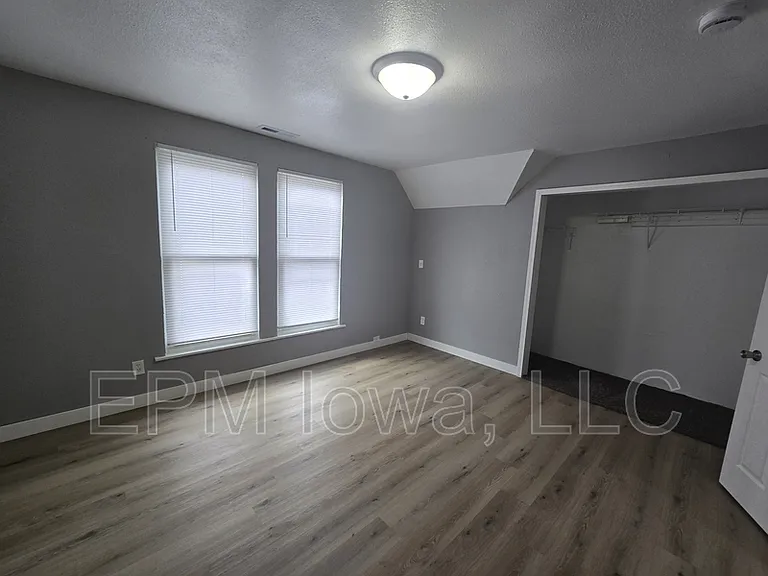 1527 4th Ave SE — Photo 29