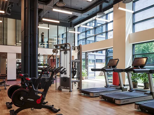 547 West 47th Street image 11 of 23