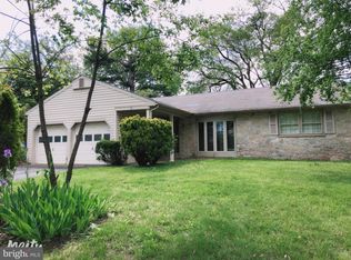 10 Forge Ln, Cherry Hill, NJ 08002