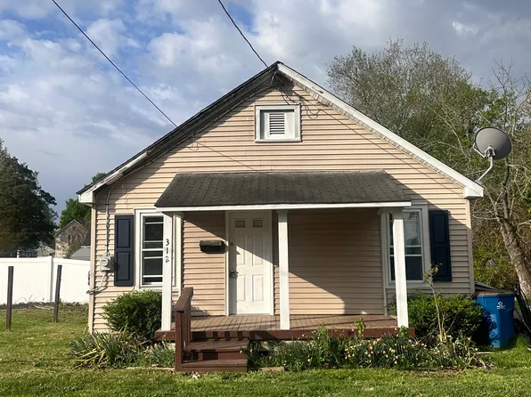 312 Grant St, Camden Wyoming, DE 19934