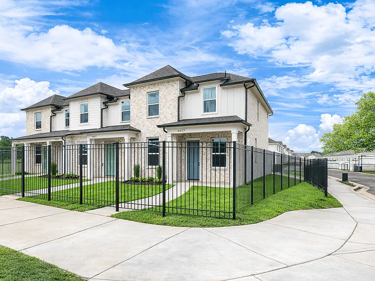 Forest Creek Townhomes — Photo 36