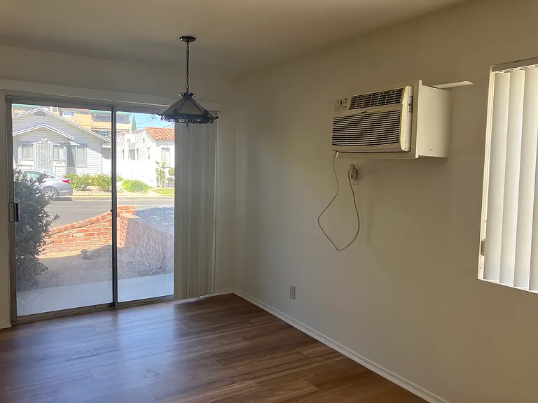 1749 Butler Ave #1 — Photo 11