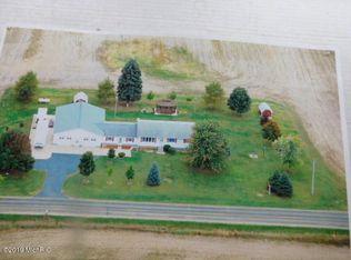 1025 Wildwood Rd, Quincy, MI 49082