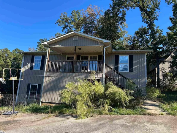767 Lynnhaven Dr, Seneca, SC 29678