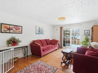 876 Kyle Ave, Columbus, OH 43207