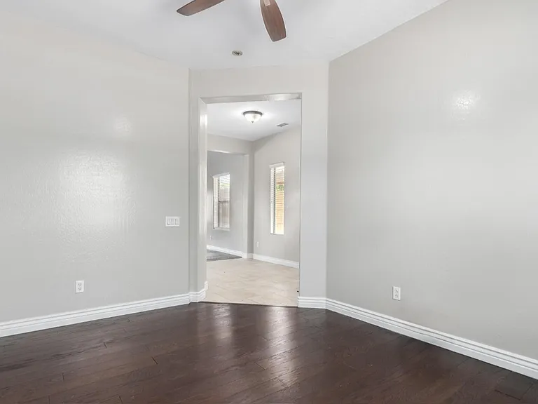 15904 N 22nd Ln — Photo 14