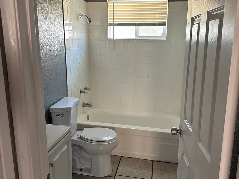 460 N Calaveras St #101 — Photo 1