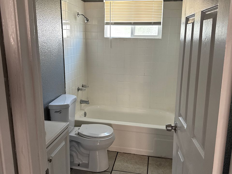 1st image of 460 N Calaveras St #101