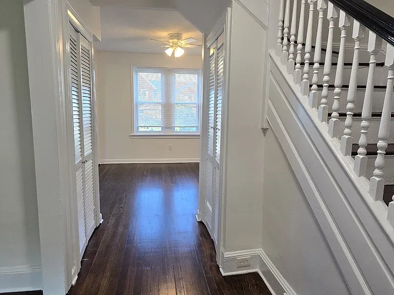 34 Maple St — Photo 3