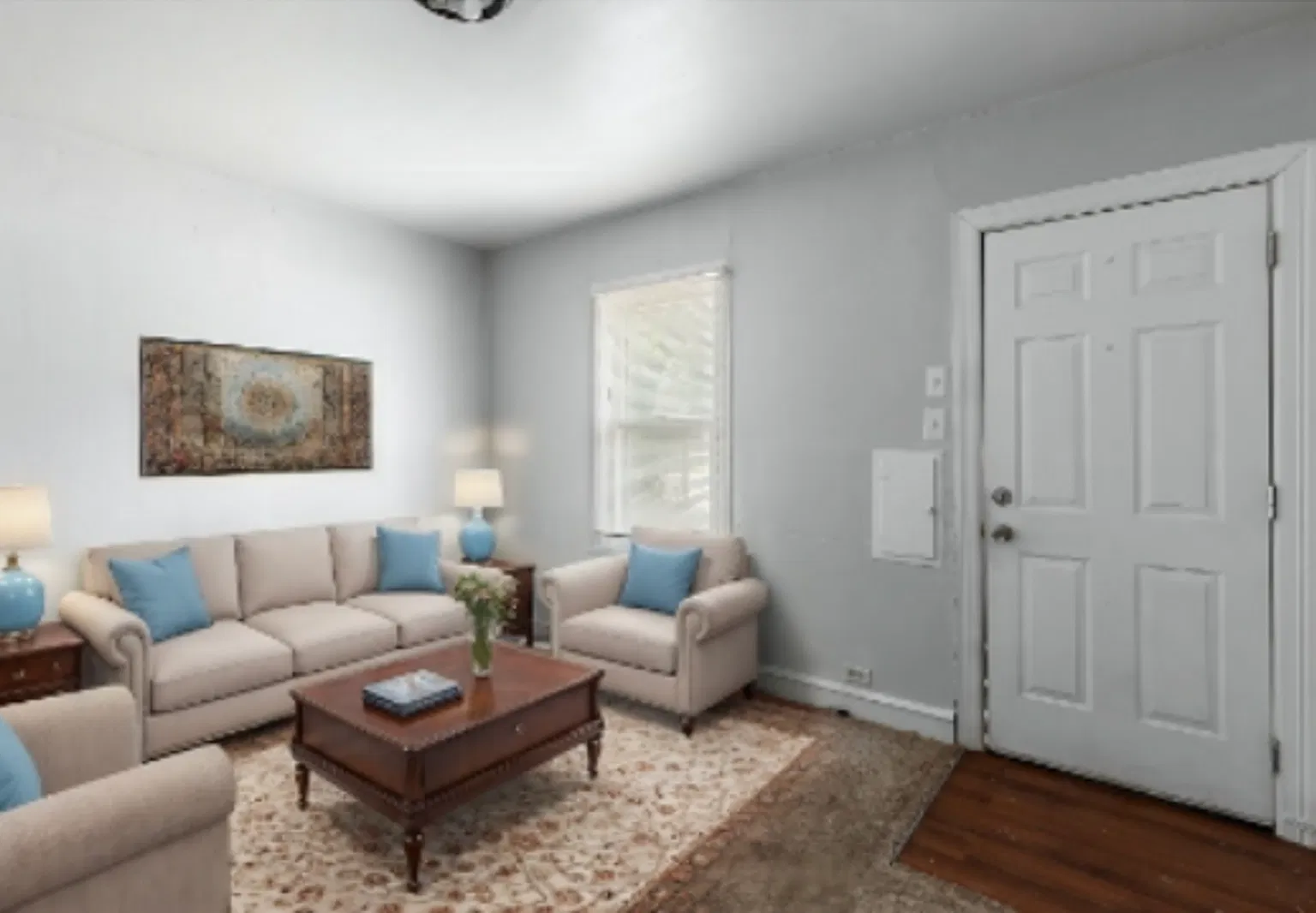 2 Bed 1 Bath Lease! — Photo 3