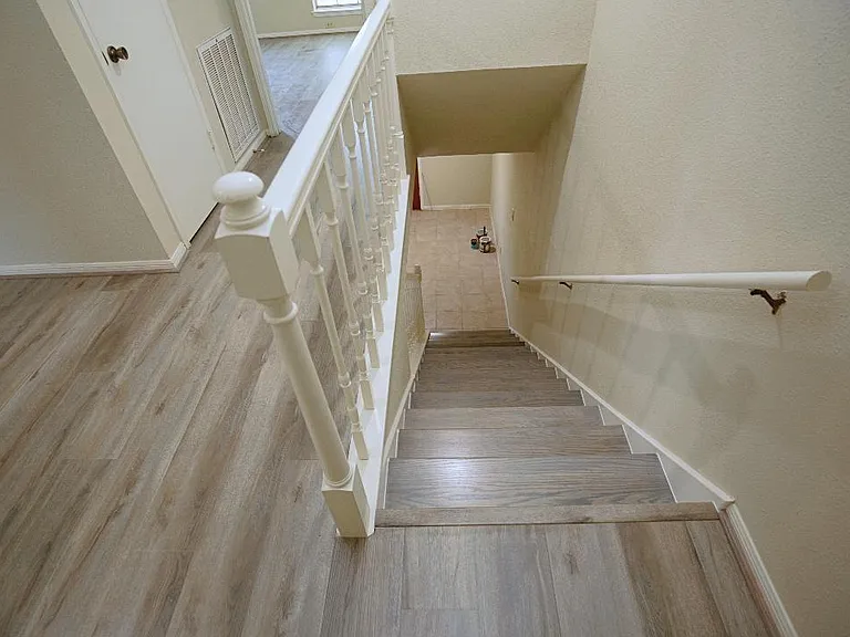 1370 Country Place Dr — Photo 8