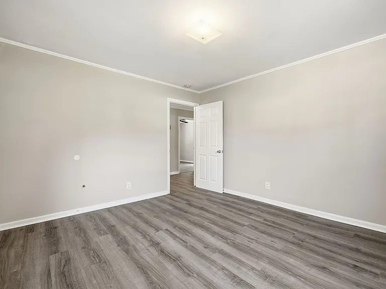 608 N 16th St — Photo 31
