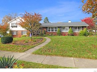5423 Clauser Rd, Orefield, PA 18069