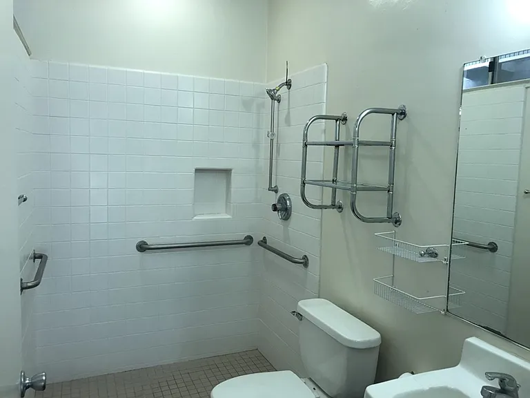 1333 Notre Dame Dr — Photo 8