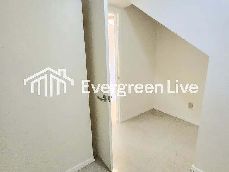 2192 Santa Clara Ct — Photo 11