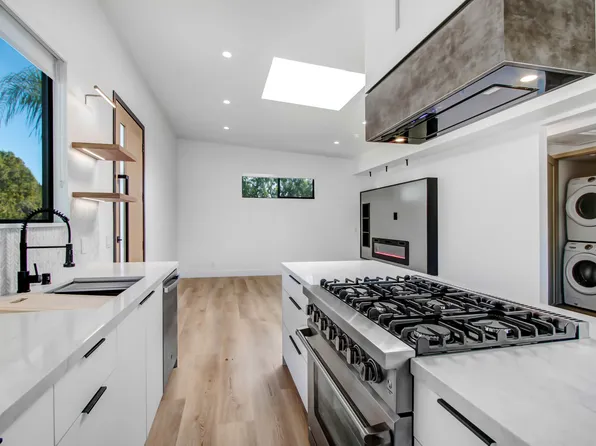 6410 Franrivers Ave, West Hills, CA 91307