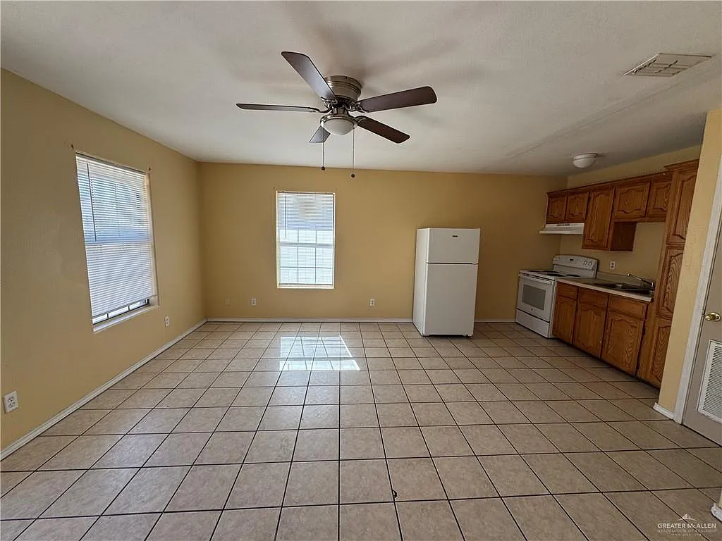 1 bed, 1.0 bath, 600 sqft, $650 — Photo 3