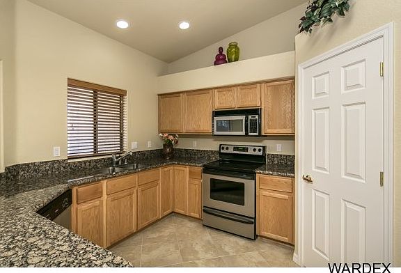 5th image of 4017 Trotwood Dr