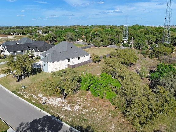 3rd image of 7027 Troyan Ln