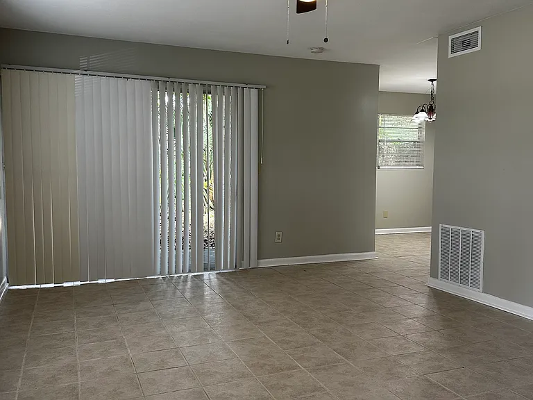 10757 S Hawaii Dr — Photo 20