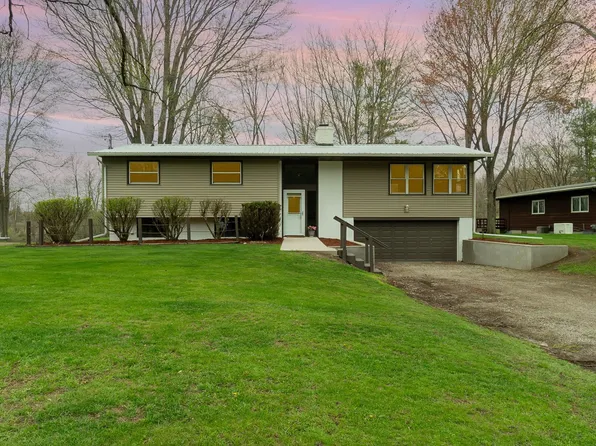 1983 Penrod Rd, Midland, MI 48640