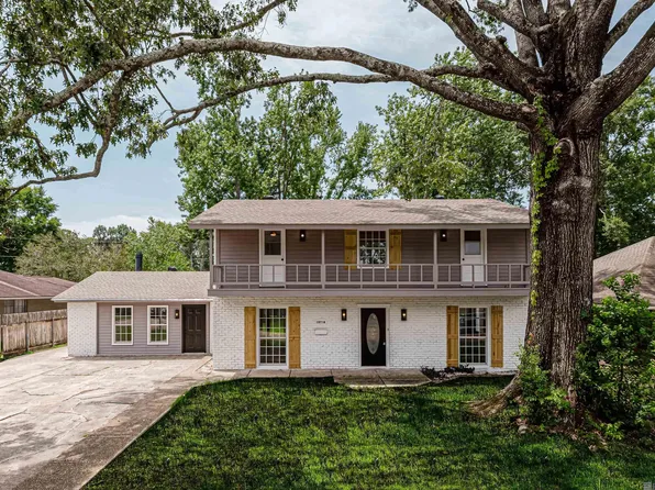 10716 Shermoor Dr, Baton Rouge, LA 70815