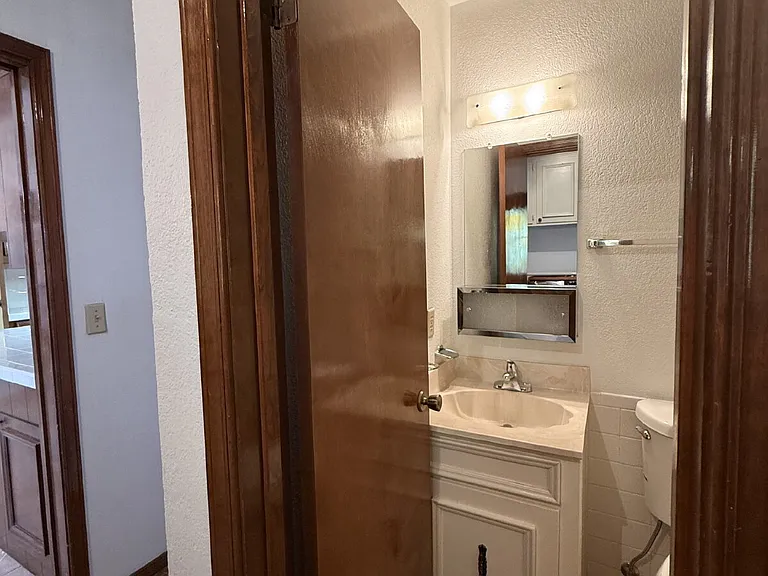1709 Bruce Devlin Dr — Photo 13