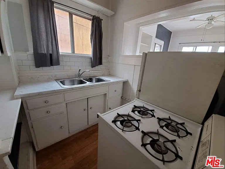 30 Dudley Ave #12 — Photo 5