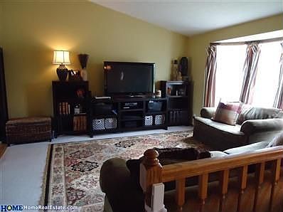 4th image of 5400 S 78th St