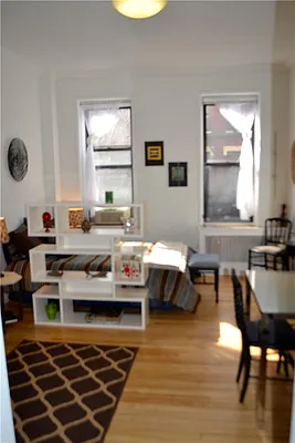 Sold by R New York | media 4