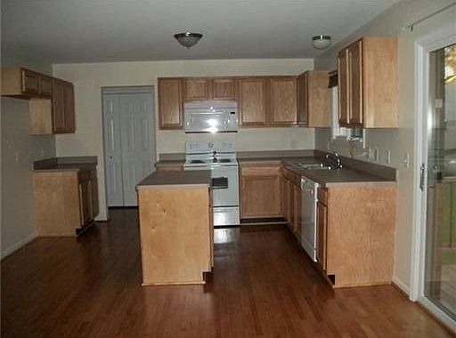 2nd image of 37135 Baker Dr