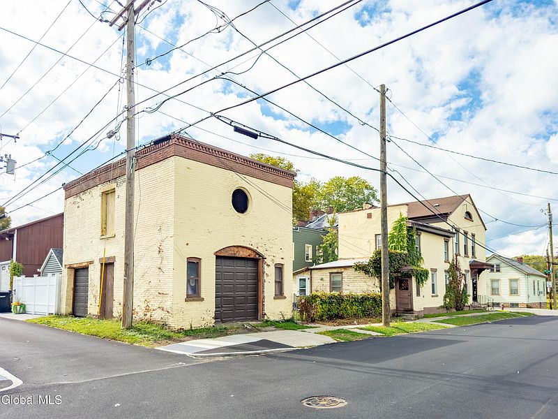 5th image of 630 1st Avenue