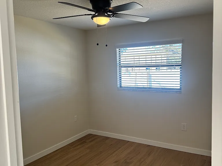 2221 Cimarron Ter — Photo 15