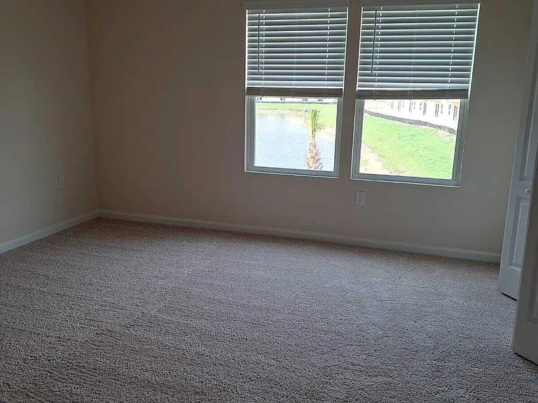 213 Pasadena Dr — Photo 10