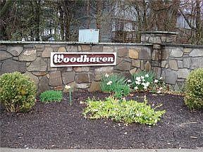 4th image of 305 Woodhaven Ct