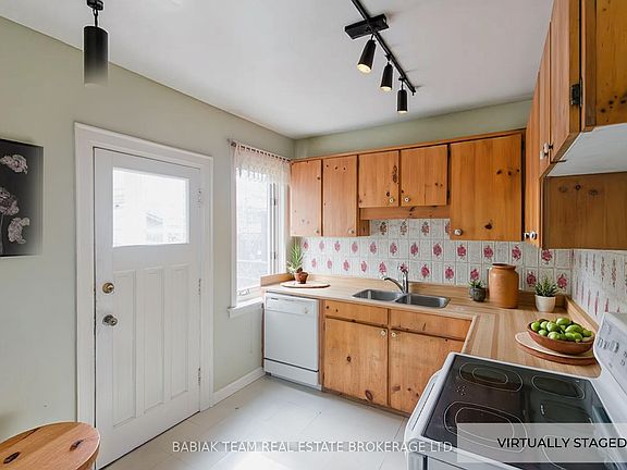 5th image of 31 Runnymede Rd