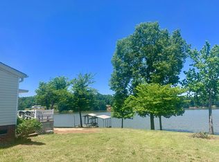 664 Burton Creekside Rd, Waterloo, SC 29384