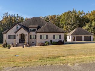 340 Grand Oaks Cv, Savannah, TN 38372