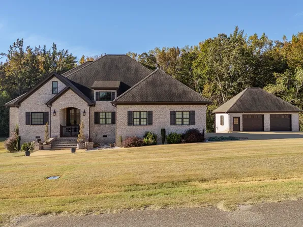 340 Grand Oaks Cv, Savannah, TN 38372