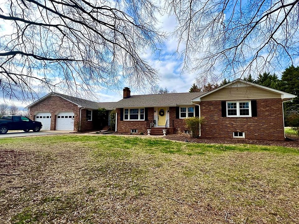 1st image of 8920 Deekens St