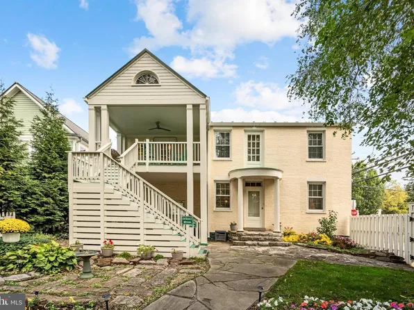 300 W German St, Shepherdstown, WV 25443