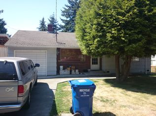 9825 39th Ave SW, Seattle, WA 98136