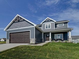 2583 Notre Dame Dr, Fitchburg, WI 53703