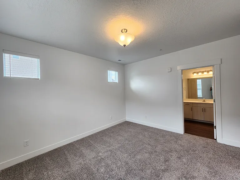 4735 S Alder Dr #F204 — Photo 19