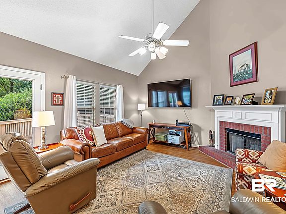 3rd image of 31047 Wellington Ct