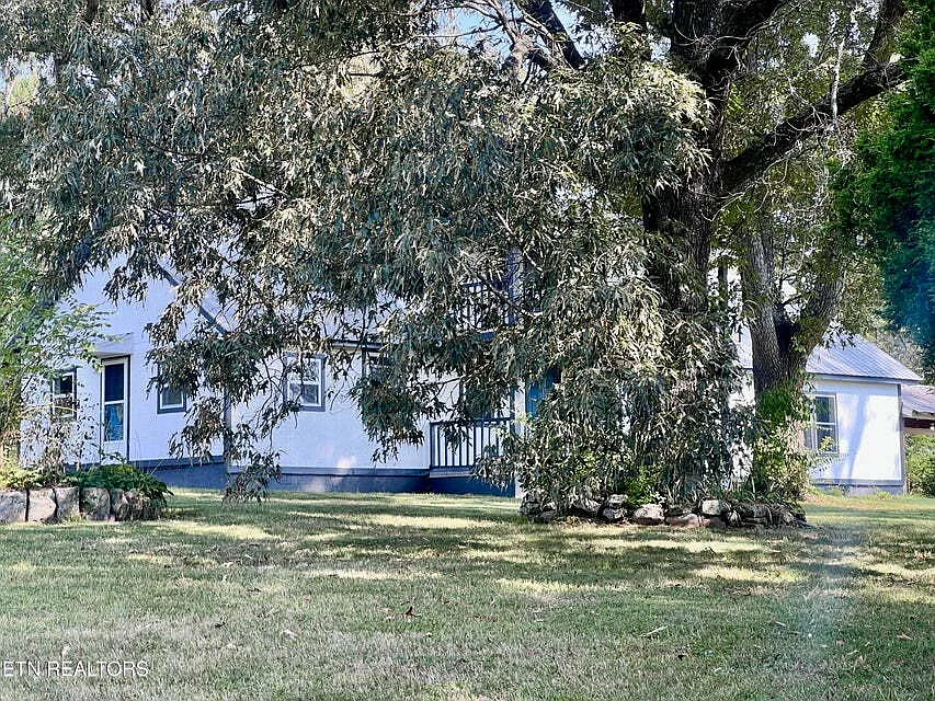 342 W Creston Rd